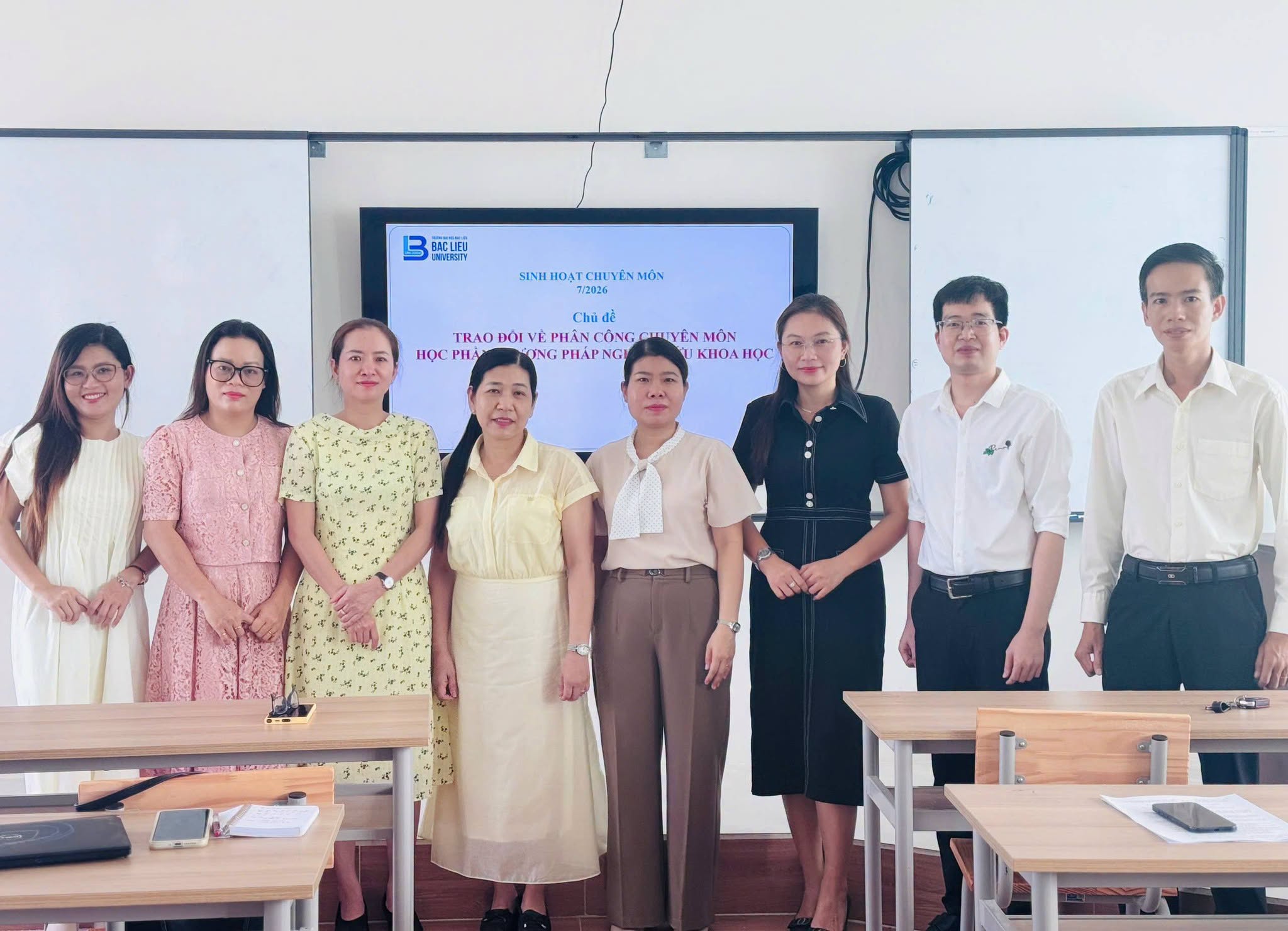 BỘ MÔN KINH TẾ CƠ SỞ VÀ LUẬT TỔ CHỨC BUỔI SINH HOẠT CHUYÊN MÔN VỚI CHỦ ĐỀ "TRAO ĐỔI VỀ PHÂN CÔNG CHUYÊN MÔN HỌC PHẦN PHƯƠNG PHÁP NGHIÊN CỨU KHOA HỌC"